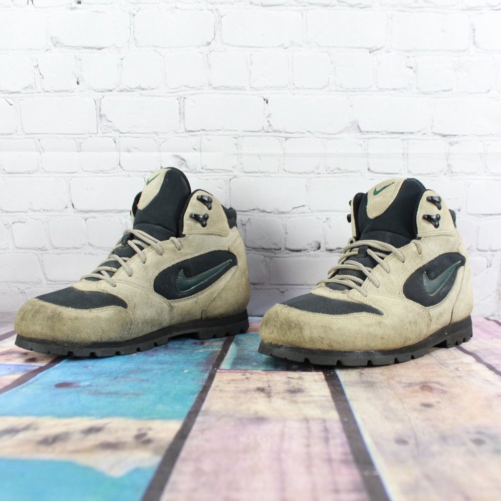 NIKE Lace Up Hightop Sneaker Shoes Size 10.5 - Picture 3 of 9